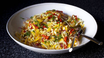 mango slaw with cashews and mint