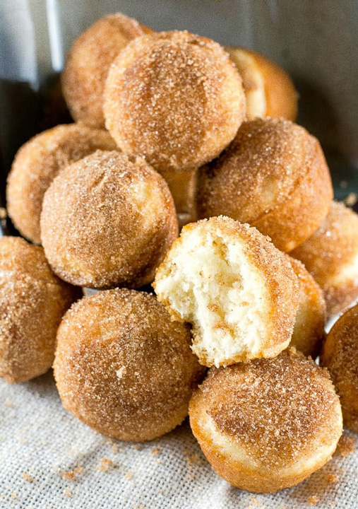 Yummy Churros Muffins Recipe - Recipes A to Z #easyrecipes #recipesaz #recipes easy churros recipe #churros #churrosrecipes #recipe easy muffins recipes for breakfast #muffins #muffinsrecipes easy breakfast recipes muffins #breakfast #breakfastrecipes easy muffins recipes desserts #desserts #dessert #dessertrecipes