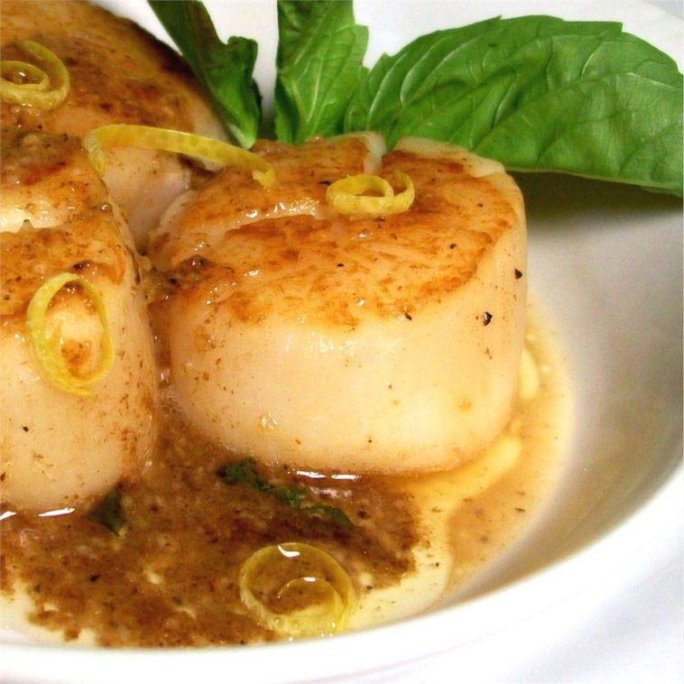 Easy Garlic-Lemon Scallops Recipe