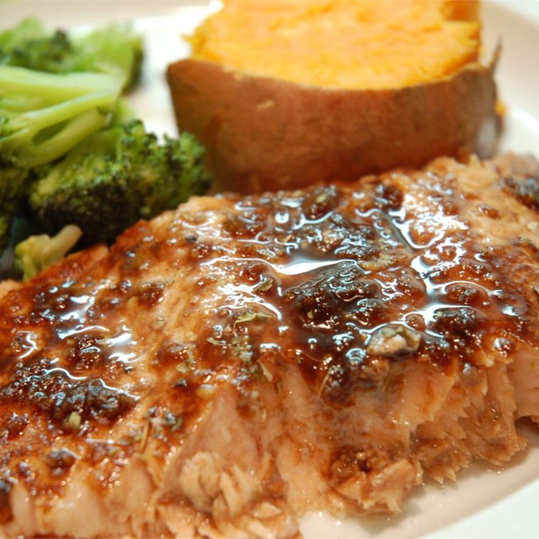 Balsamic-Glazed Salmon Fillets Recipe