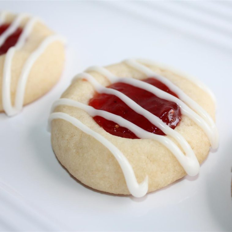 Raspberry and Almond Shortbread Thumbprints Recipe