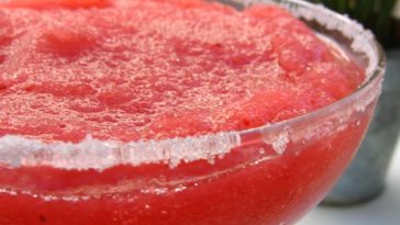 Ultimate Frozen Strawberry Margarita Recipe