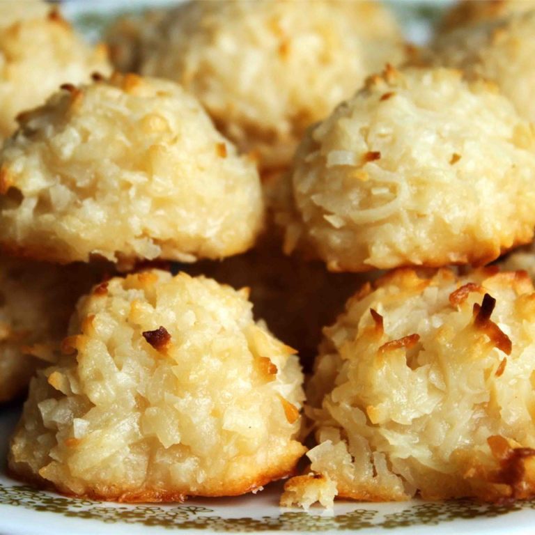 Coconut Macaroons recipe - Recipes A to Z