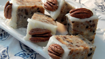 Carolina Butter Pecan Cake Bars