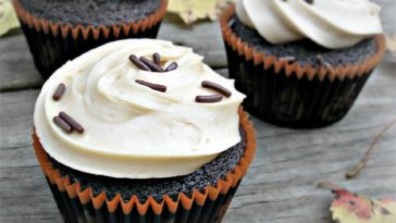 Chocolate Cupcakes with Caramel Frosting Recipe