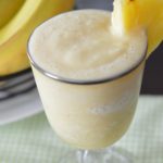 Pineapple and Banana Smoothie Recipe #pineapple #banana #smoothie #smoothierecipe #smoothierecipes #smoothies #pineapplesmoothie #bananasmoothie pineapplebananasmoothie