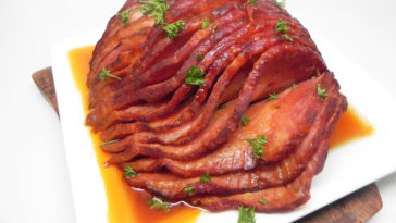 Instant Pot® Honey-Sriracha Glazed Ham Recipe
