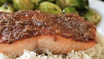 Paleo Pecan-Maple Salmon Recipe