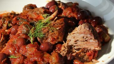 Slow Cooker Mediterranean Beef with Artichokes Recipe