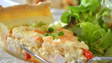 Sour Cream Chicken Quiche Recipe