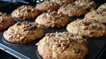 Banana Oat Muffins with Sour Cream Recipe