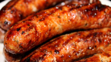 Wisconsin Bratwurst Recipe