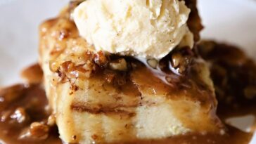 Apple pie bread pudding Recipe