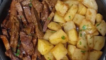 Garlic Butter Steak and Potatoes Skillet Recipe