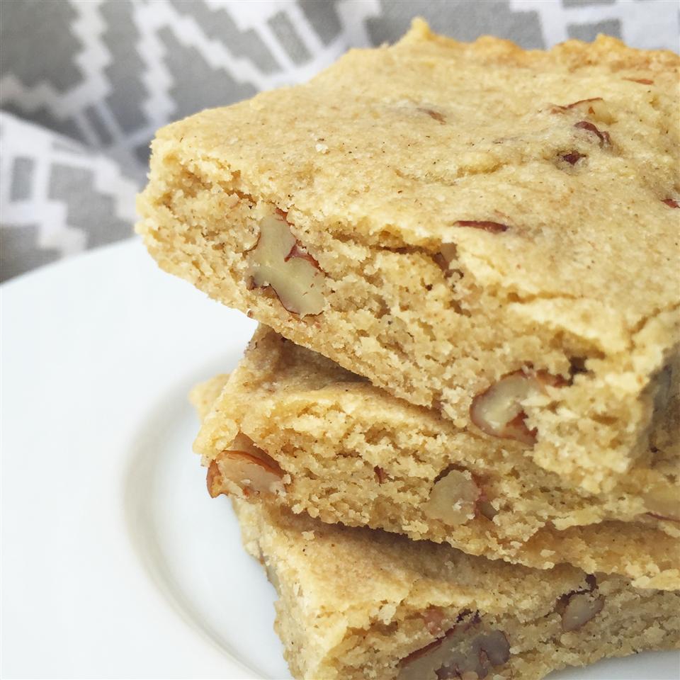 Pecan Cardamom Bar Cookies Recipe