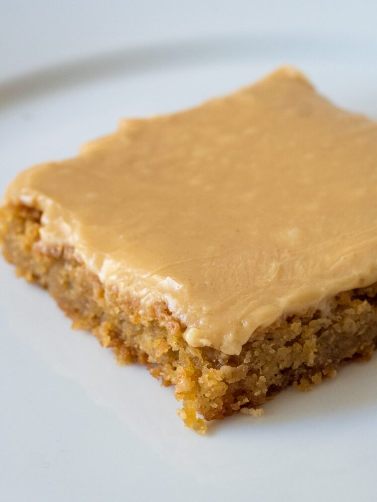 Peanut Butter Lunch Lady Cookie Bars Recipe